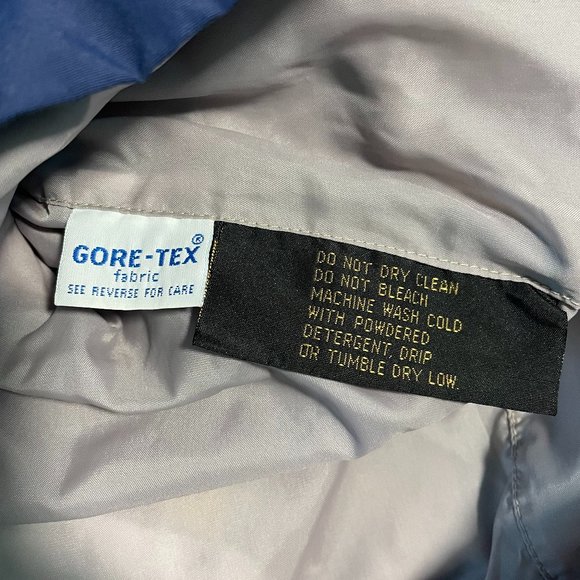 Blue Vintage Eddie Bauer jacket with hoodie - Picture 4 of 9